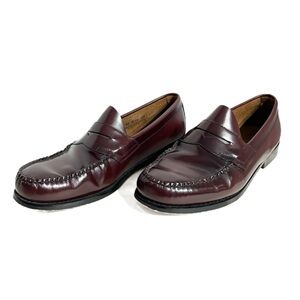 Weejuns G.H. Bass & Company Mahogany Leather Penny Loafers Low Heel Leather Sole